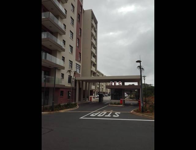 2 BEDROOM APARTMENT FOR SALE IN UMHLANGA RIDGE